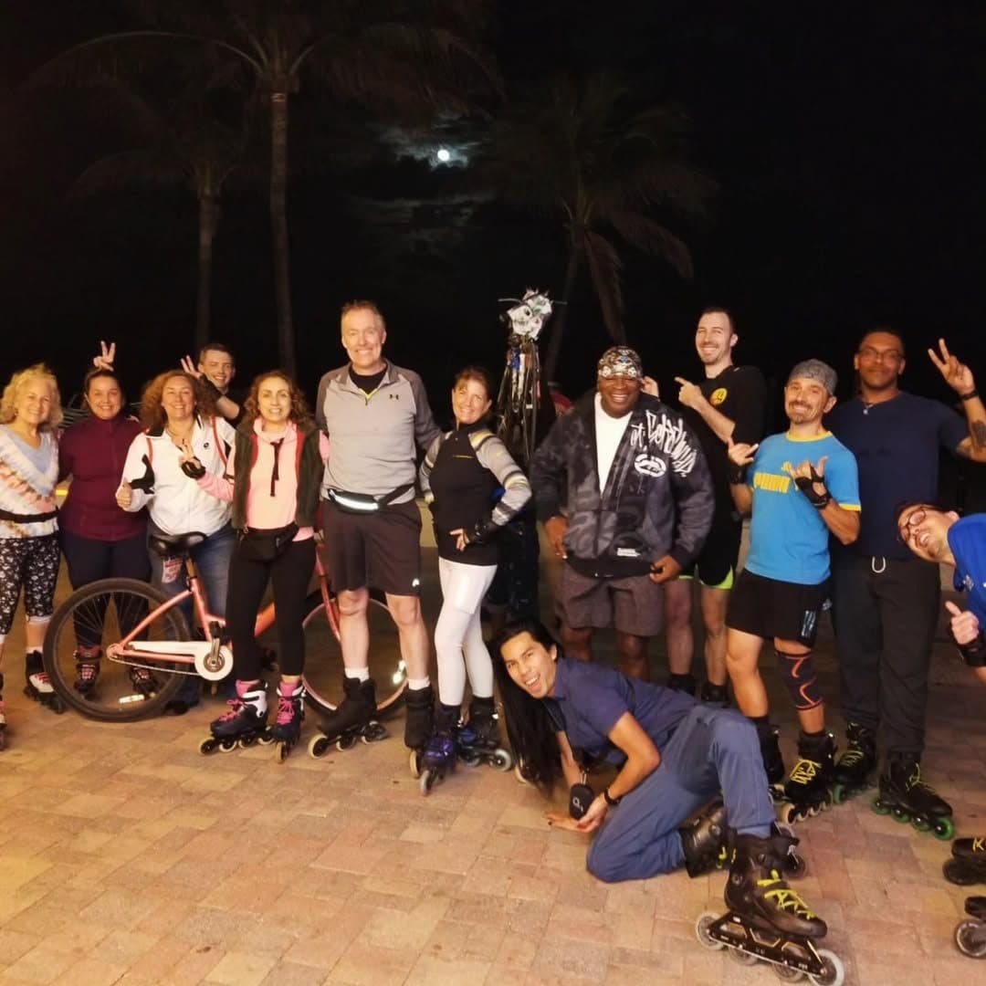 Grupo de noche en el Broadwalk